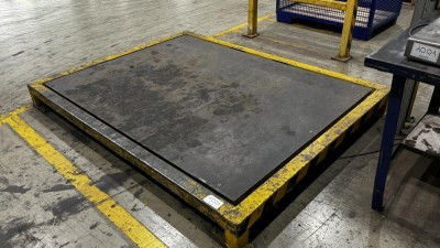 1 Wägeeinheit bestehend aus Plattformwaage, Paketwaage, Steuerung Bizerba ST und Bondrucker Bizerba